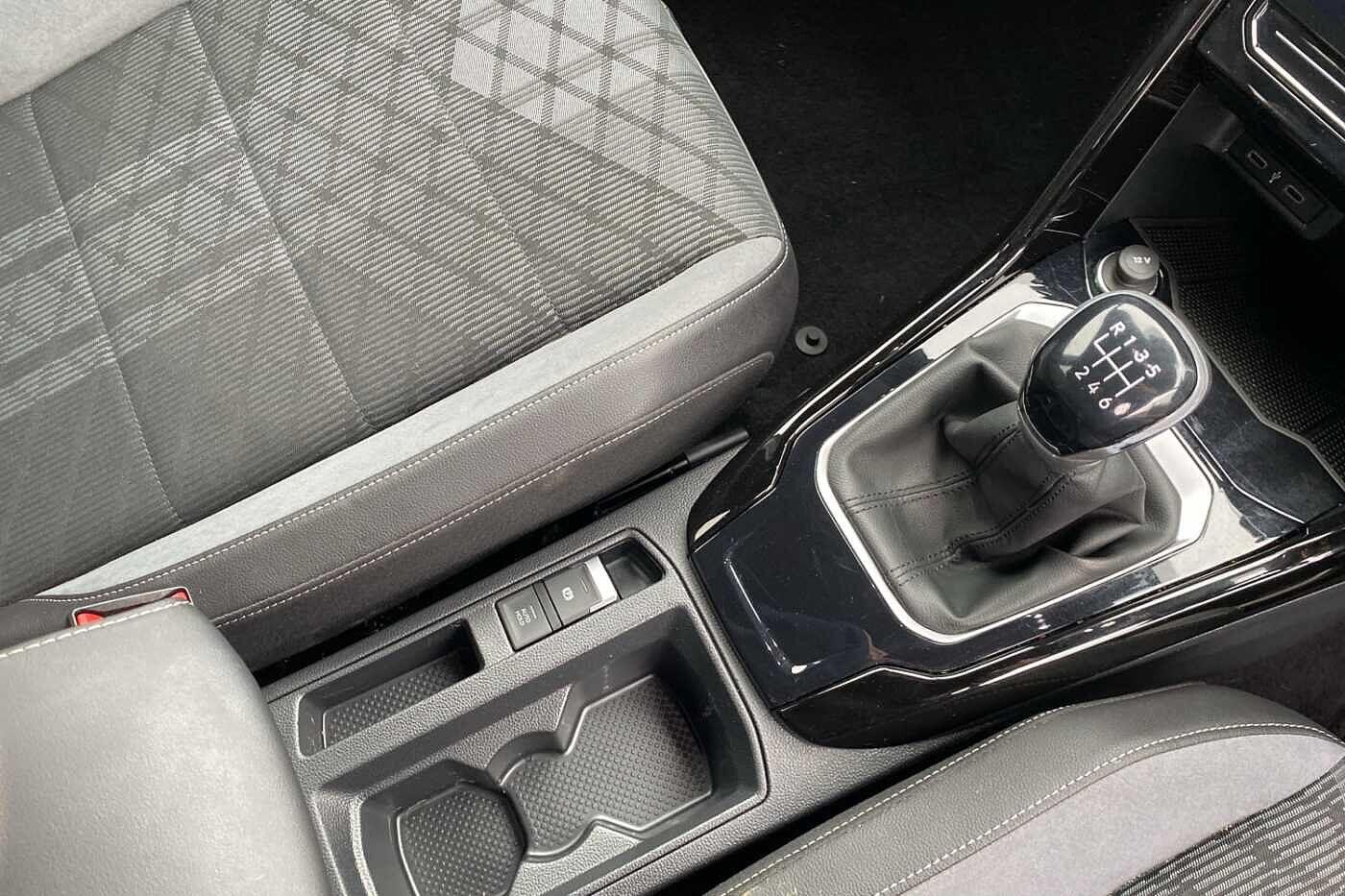 Used Volkswagen T-Roc 2023 for sale - 76238568: Photo 15