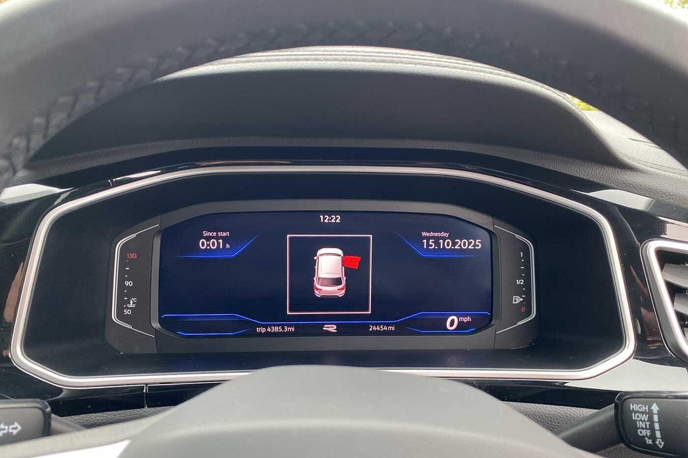 Used Volkswagen T-Roc 2023 for sale - 76238568: Photo 16