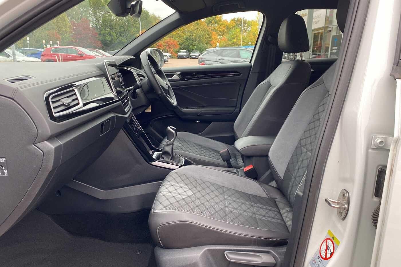 Used Volkswagen T-Roc 2023 for sale - 76238568: Photo 28