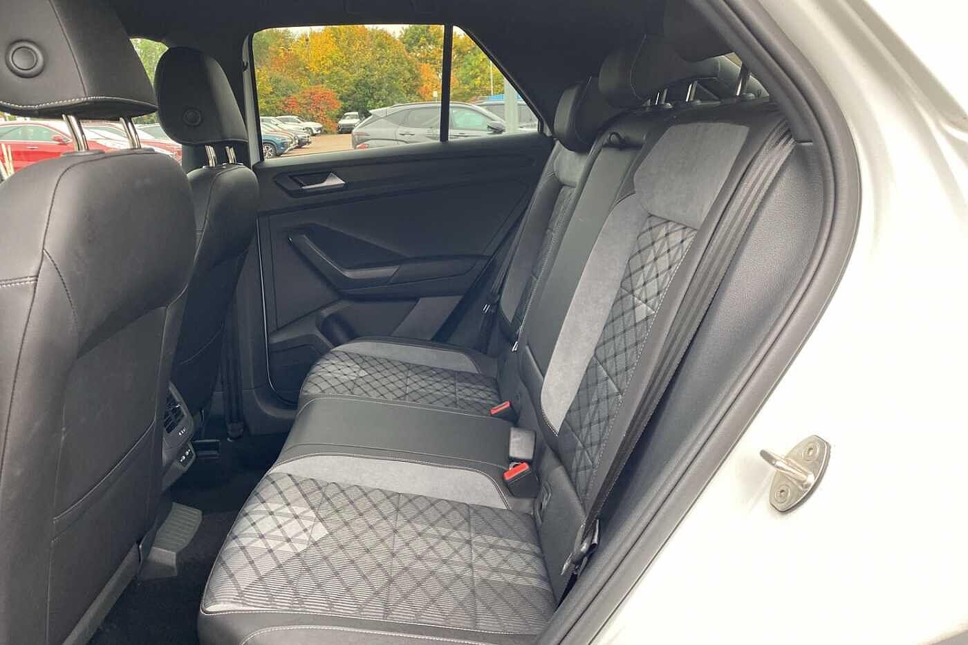 Used Volkswagen T-Roc 2023 for sale - 76238568: Photo 30