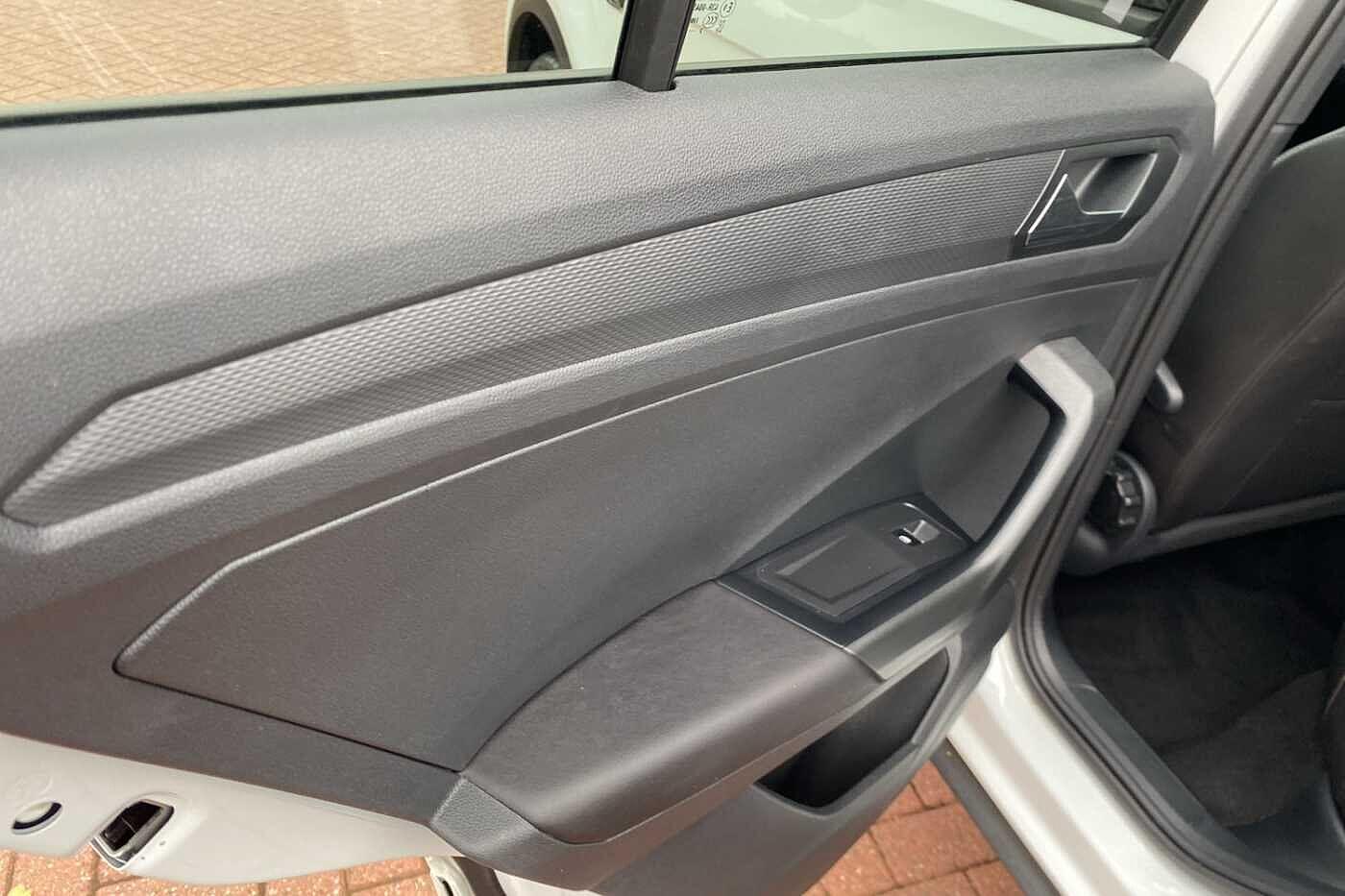 Used Volkswagen T-Roc 2023 for sale - 76238568: Photo 31