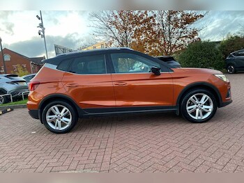 Used SEAT Arona 2018 for sale - 76990178: Photo