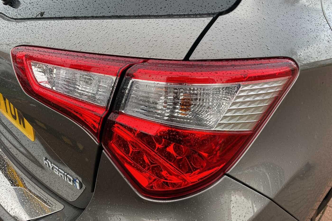 Used Toyota Yaris 2018 for sale - 76612762: Photo 25