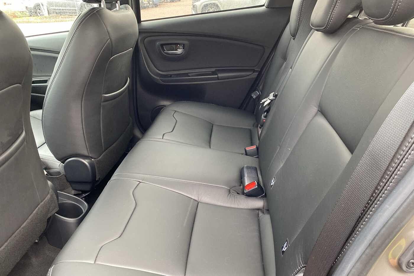 Used Toyota Yaris 2018 for sale - 76612762: Photo 30