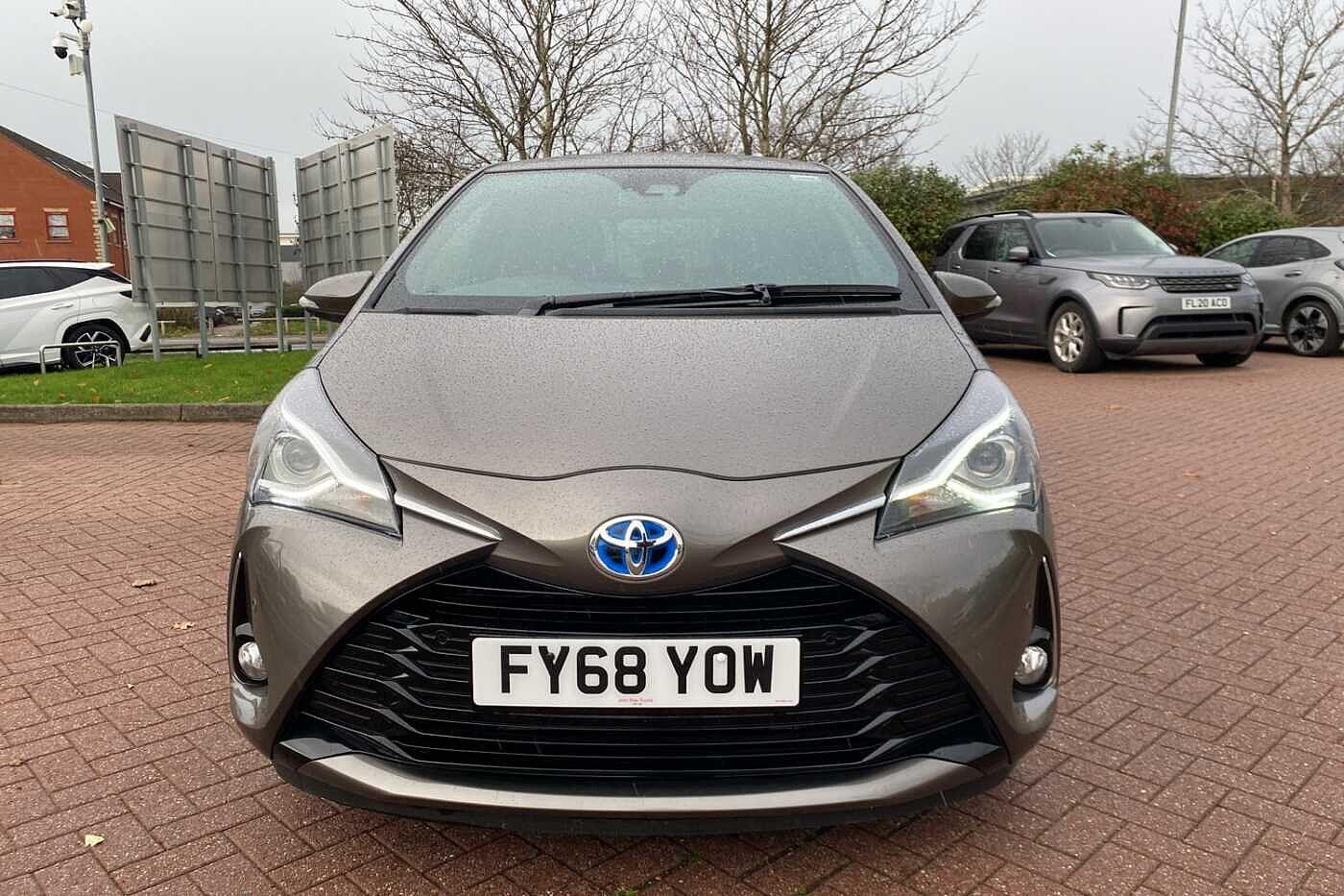 Used Toyota Yaris 2018 for sale - 76612762: Photo 39