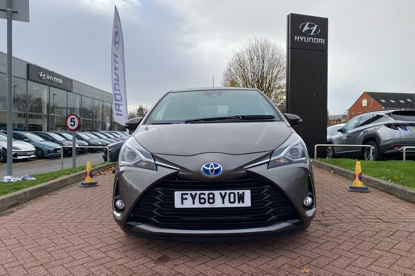 Used Toyota Yaris 2018 for sale - 76612762: Photo 6