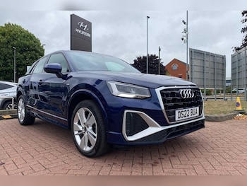Audi - Q2