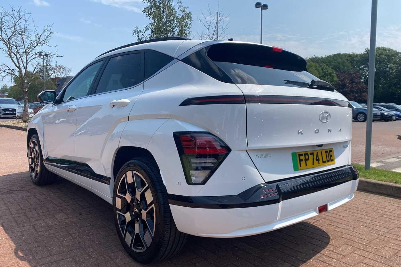 Used Hyundai KONA 2024 for sale - 76995072: Photo 3