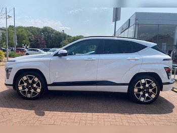 Used Hyundai KONA 2024 for sale - 76995072: Photo