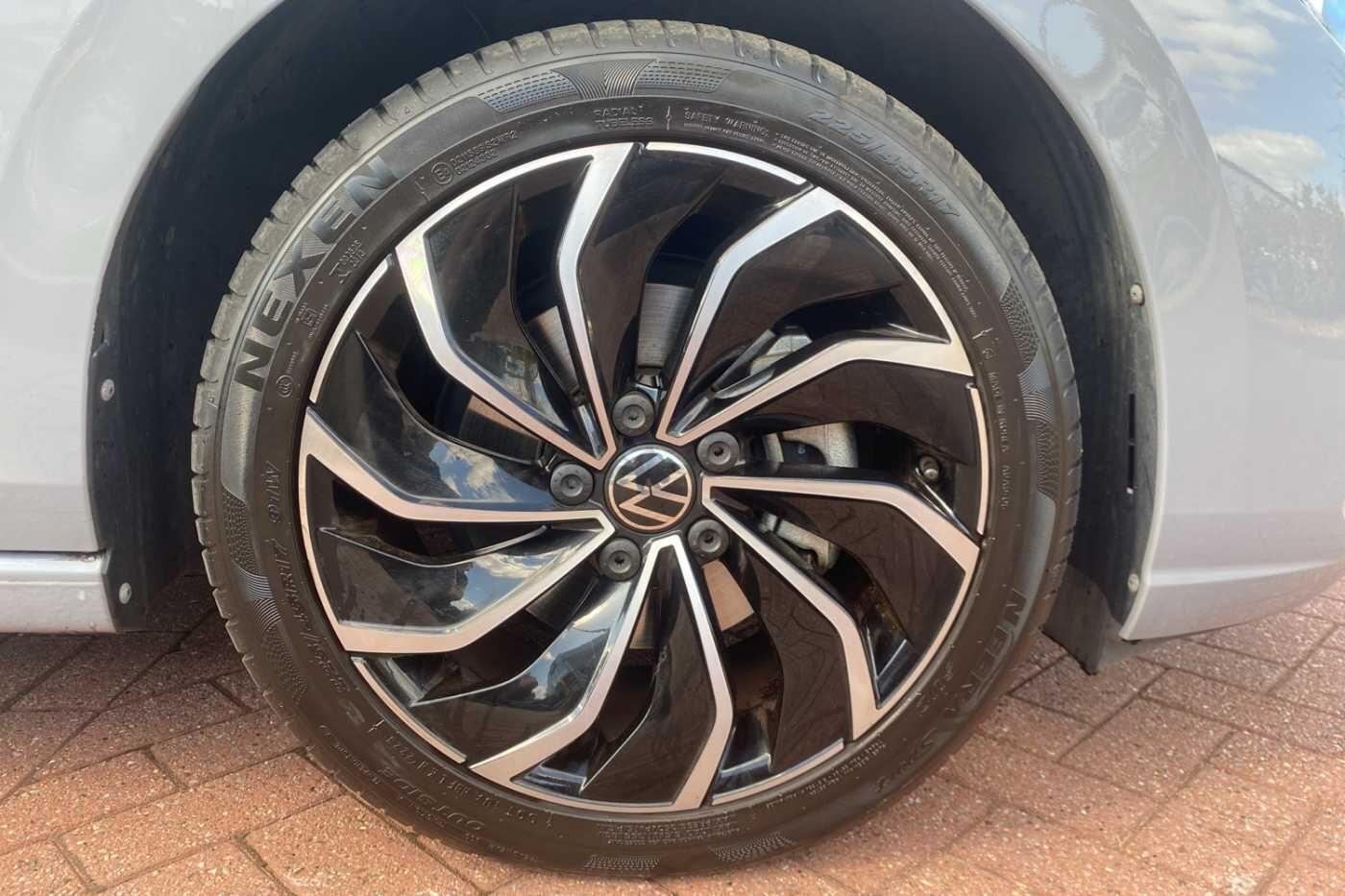 Used Volkswagen Golf 2024 for sale - 76388474: Photo 18