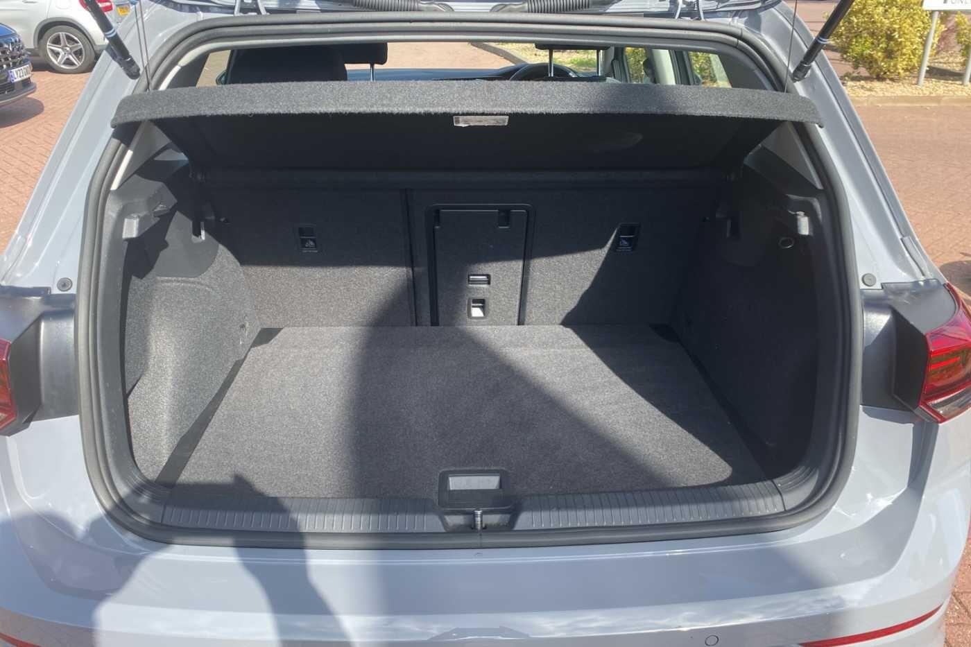 Used Volkswagen Golf 2024 for sale - 76388474: Photo 26