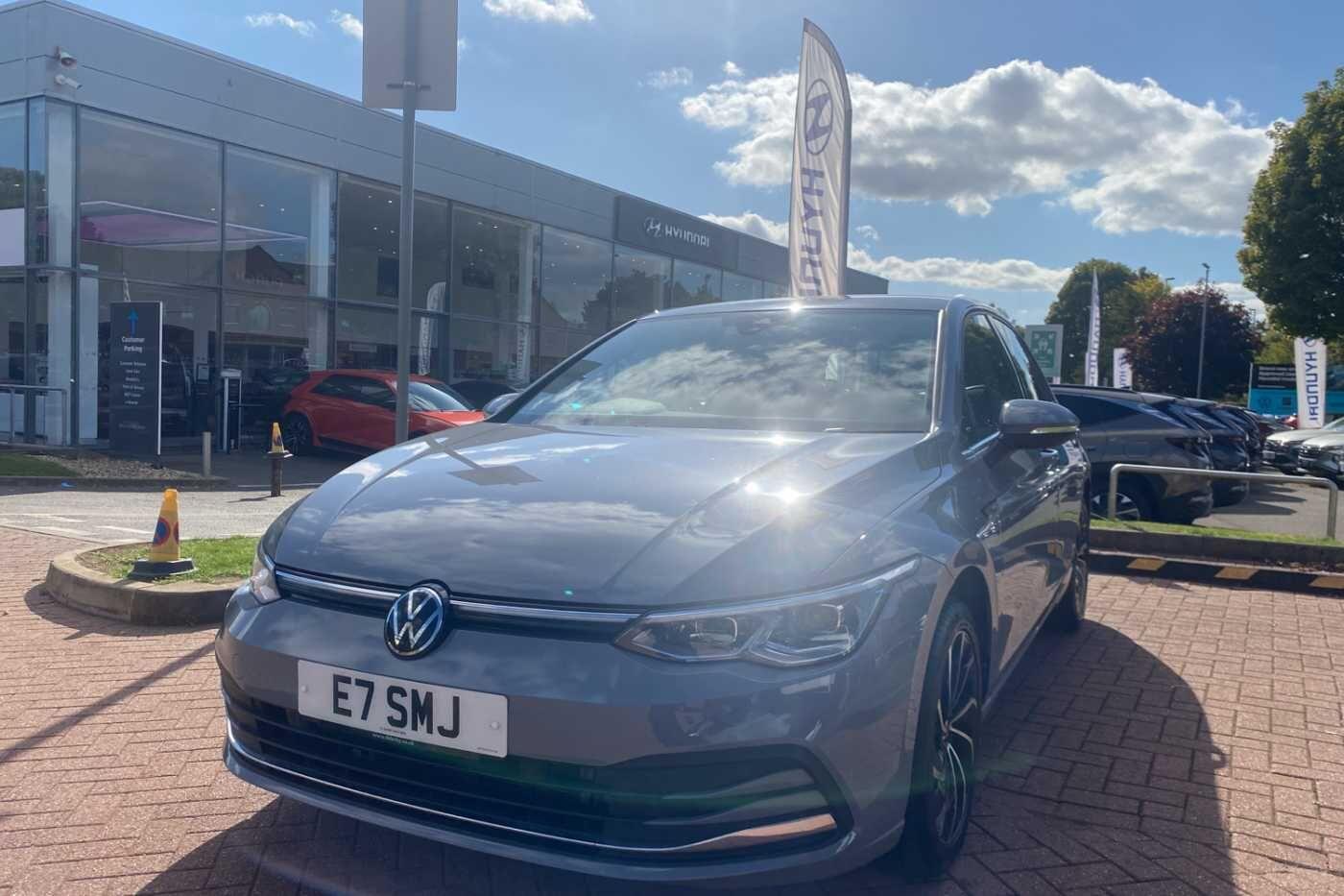 Used Volkswagen Golf 2024 for sale - 76388474: Photo 3