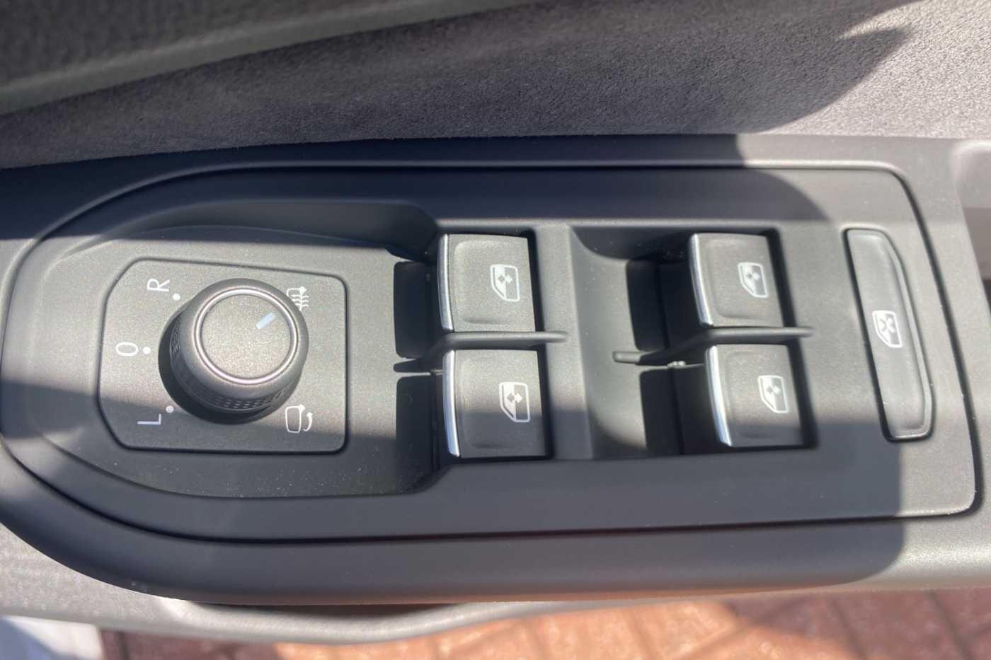 Used Volkswagen Golf 2024 for sale - 76388474: Photo 35