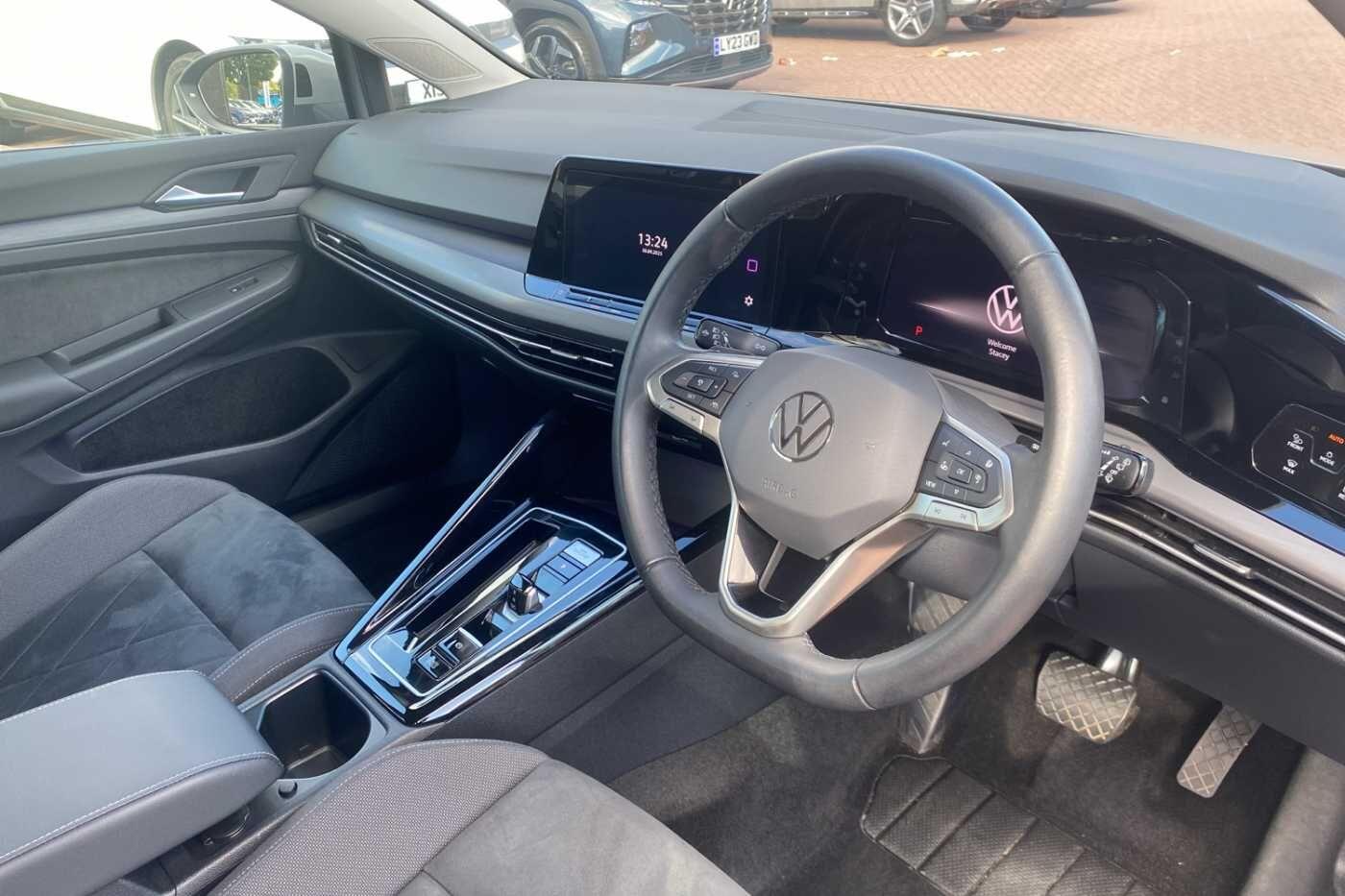 Used Volkswagen Golf 2024 for sale - 76388474: Photo 9