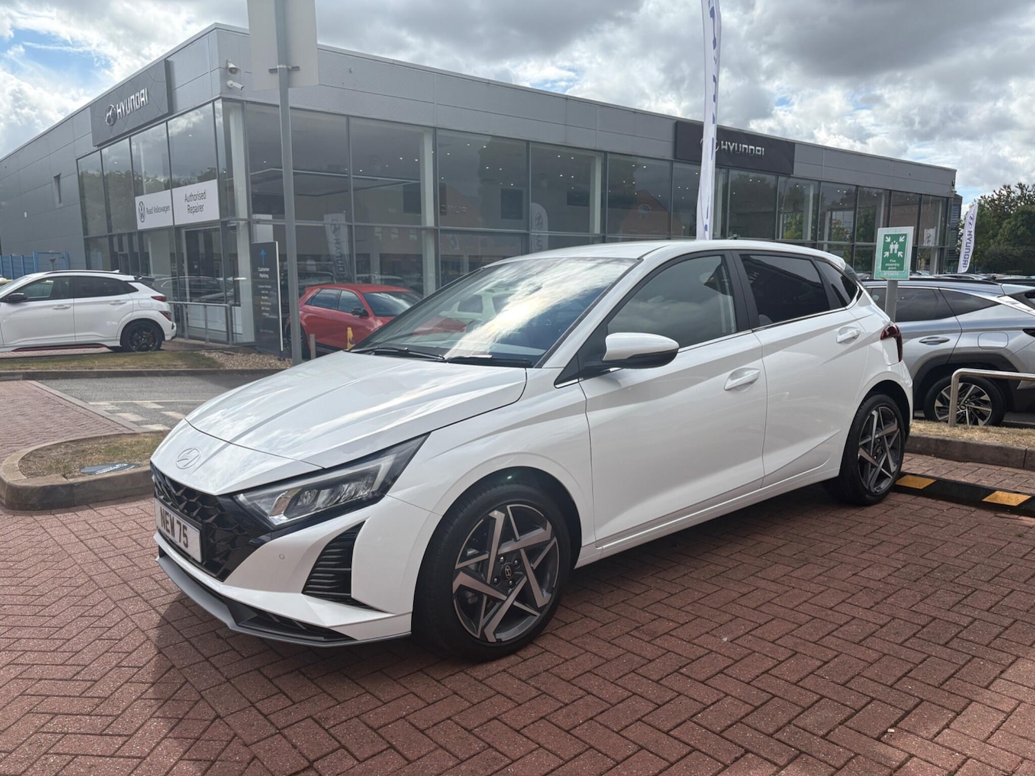 Used Hyundai i20 2025 for sale - 76512242: Photo 2