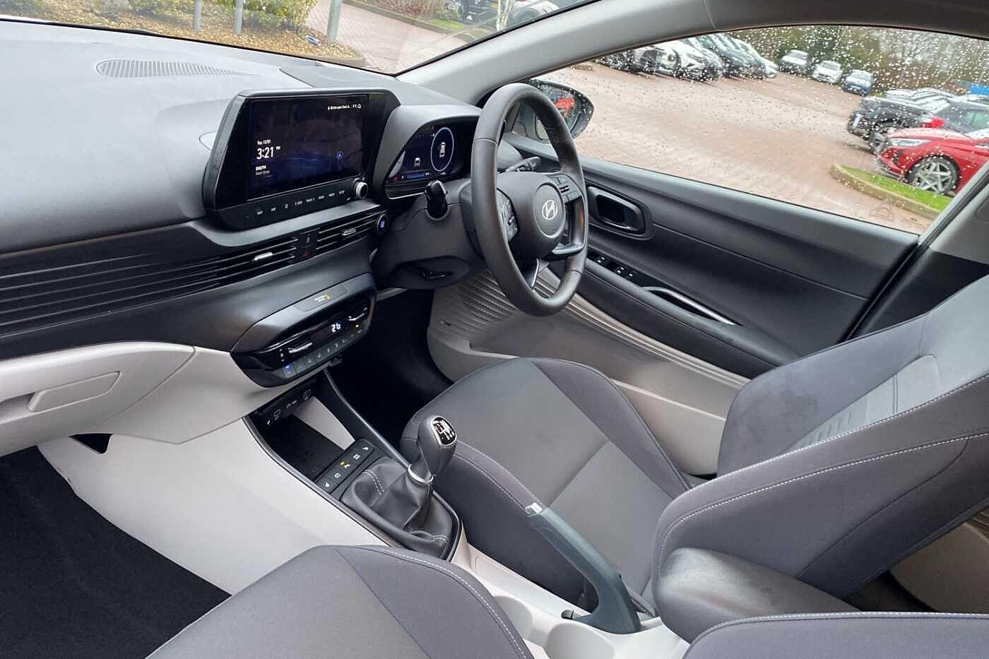 Used Hyundai BAYON 2025 for sale - 77203316: Photo 2