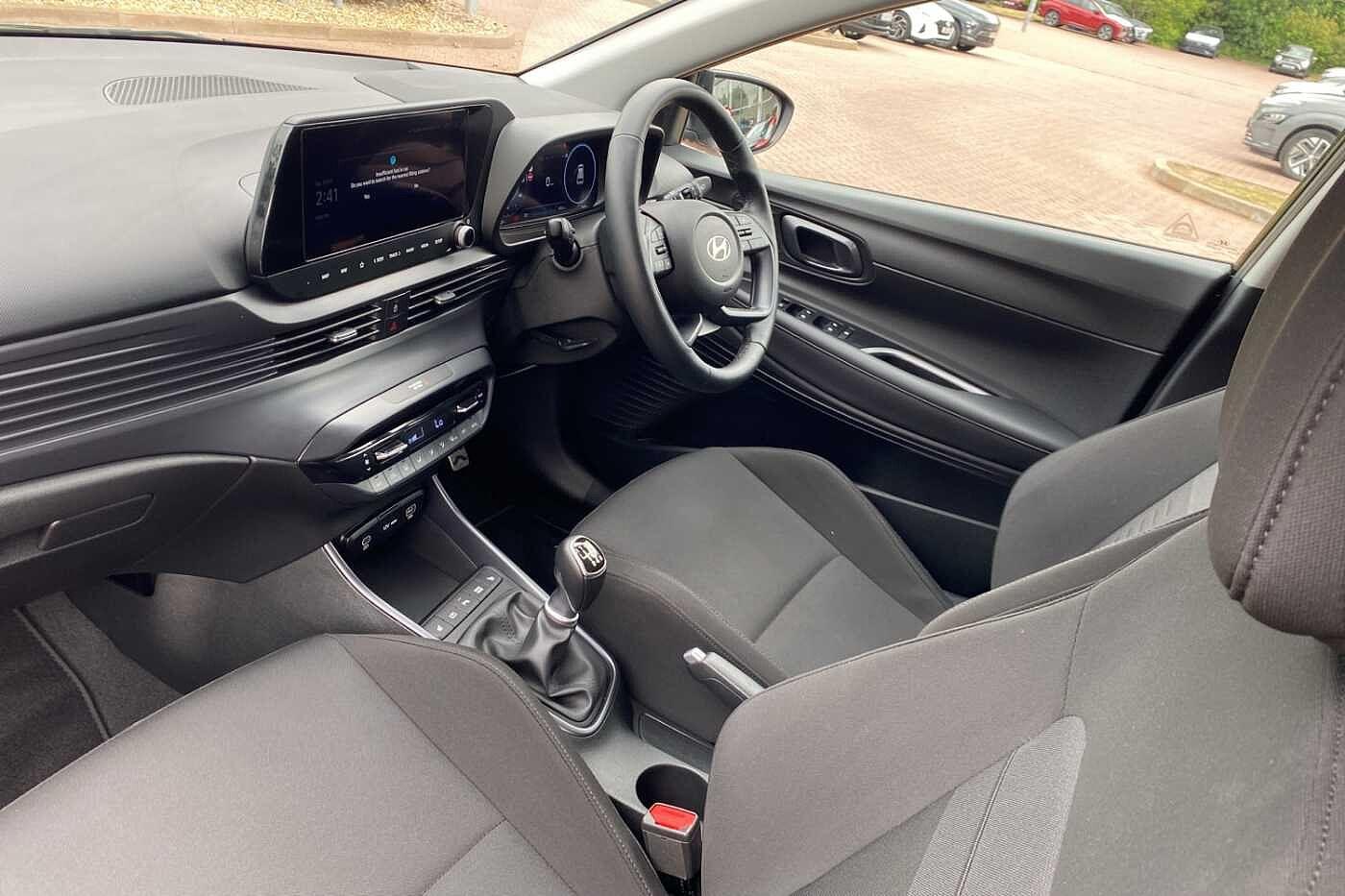 Used Hyundai BAYON 2024 for sale - 76987894: Photo 2