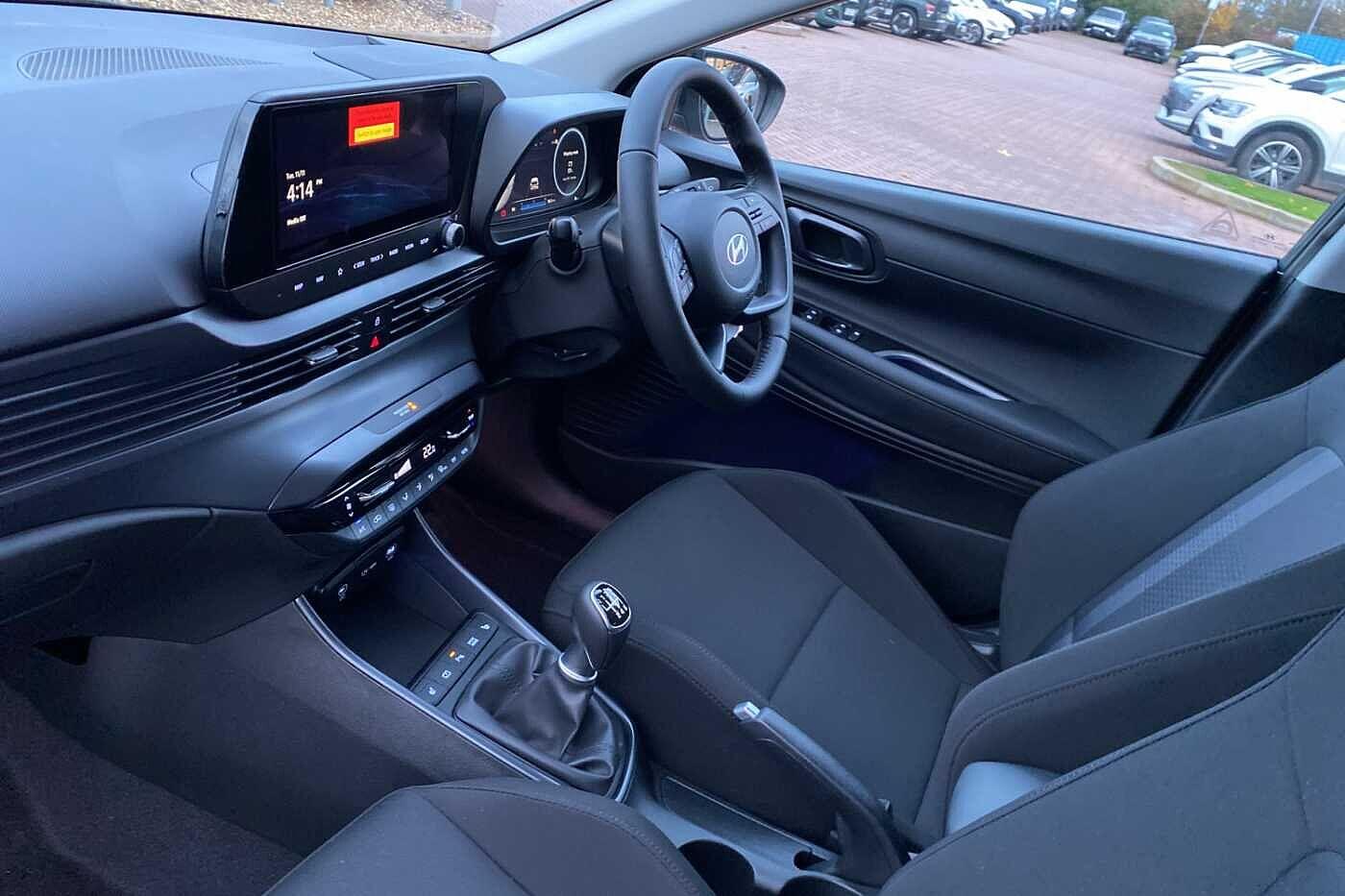 Used Hyundai i20 2025 for sale - 76993373: Photo 2