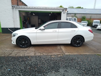 Used Mercedes-Benz C Class 2016 for sale - 78641079: Photo