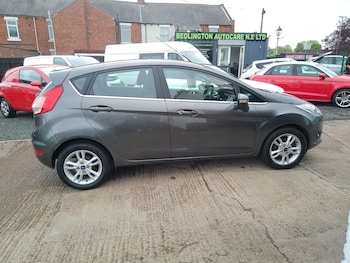 Used Ford Fiesta 2015 for sale - 78641308: Photo