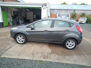 Used Ford Fiesta 2015 for sale - 78641308: Photo