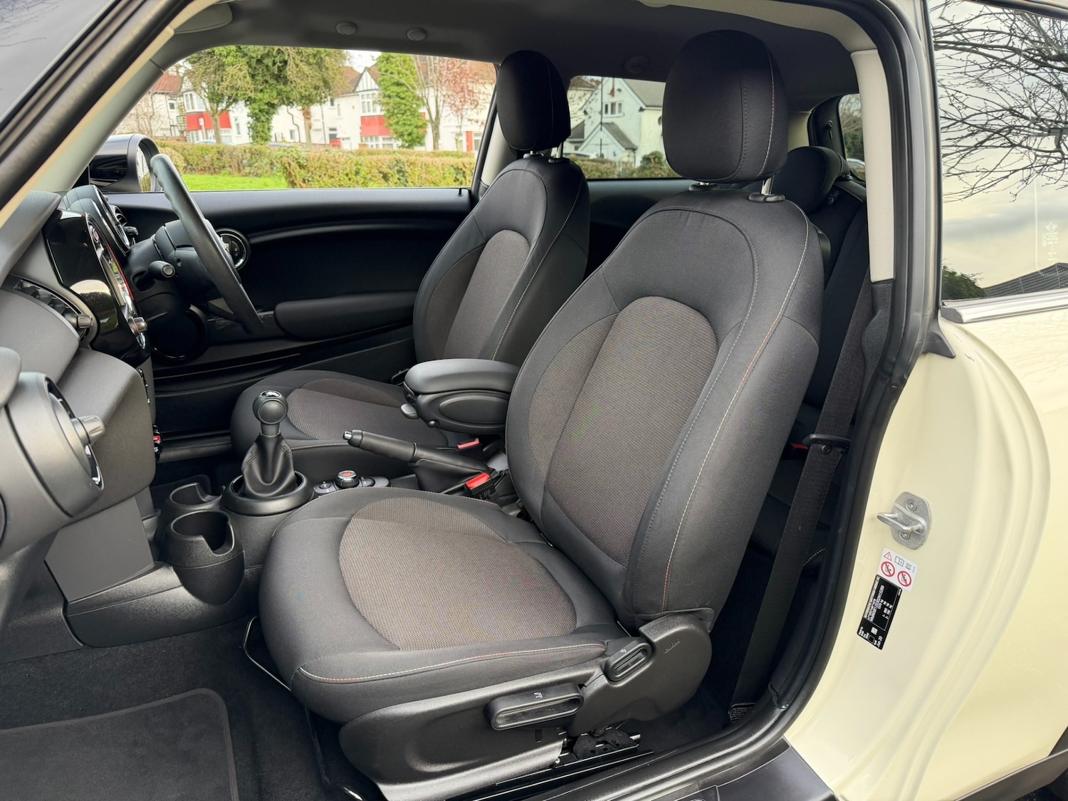 Used MINI Hatch 2020 for sale - 76467956: Photo 11