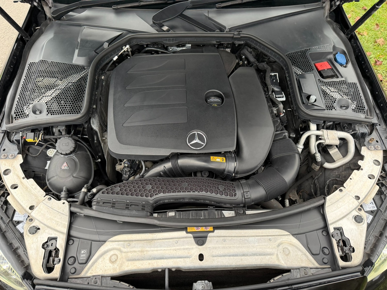 Used Mercedes-Benz C Class 2019 for sale - 76652820: Photo 24