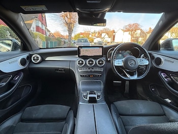 Used Mercedes-Benz C Class 2019 for sale - 76652820: Photo