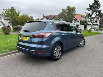 Used Ford S-Max 2019 for sale - 75515002: Photo