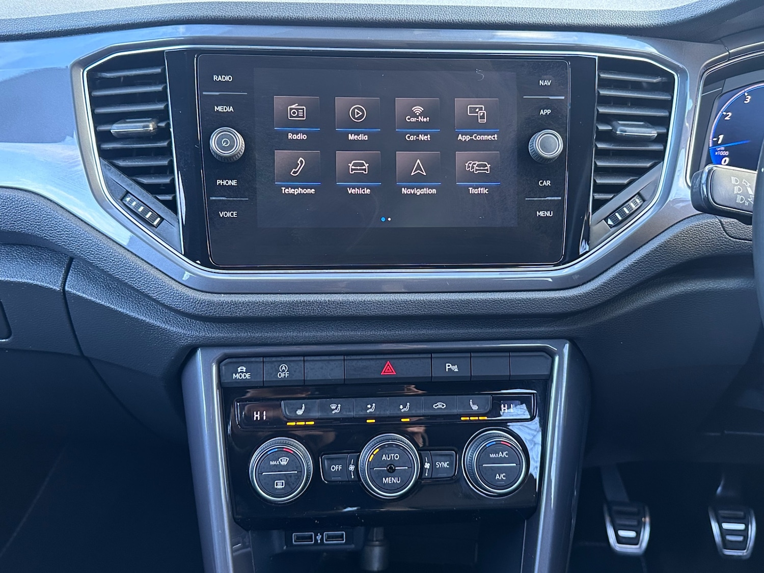 Used Volkswagen T-Roc 2019 for sale - 77013818: Photo 15