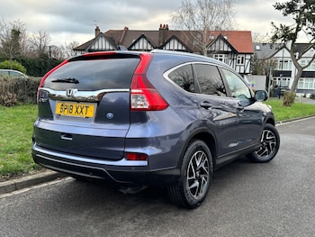 Used Honda CR-V 2018 for sale - 76437590: Photo