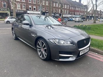 Used Jaguar XF 2018 for sale - 78013044: Photo