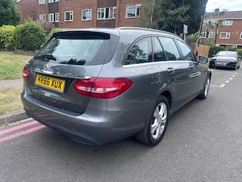 Used Mercedes-Benz C Class 2016 for sale - 79031817: Photo