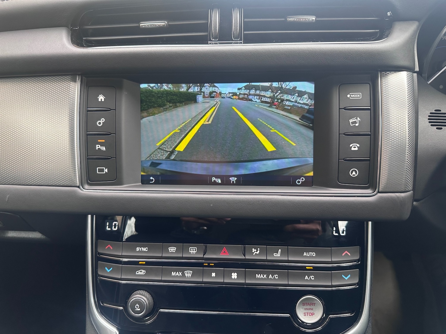 Used Jaguar XF 2016 for sale - 77678902: Photo 16