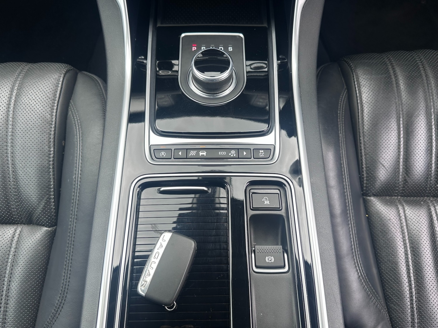 Used Jaguar XF 2016 for sale - 77678902: Photo 17