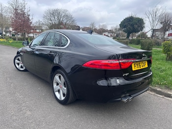 Used Jaguar XF 2016 for sale - 77678902: Photo