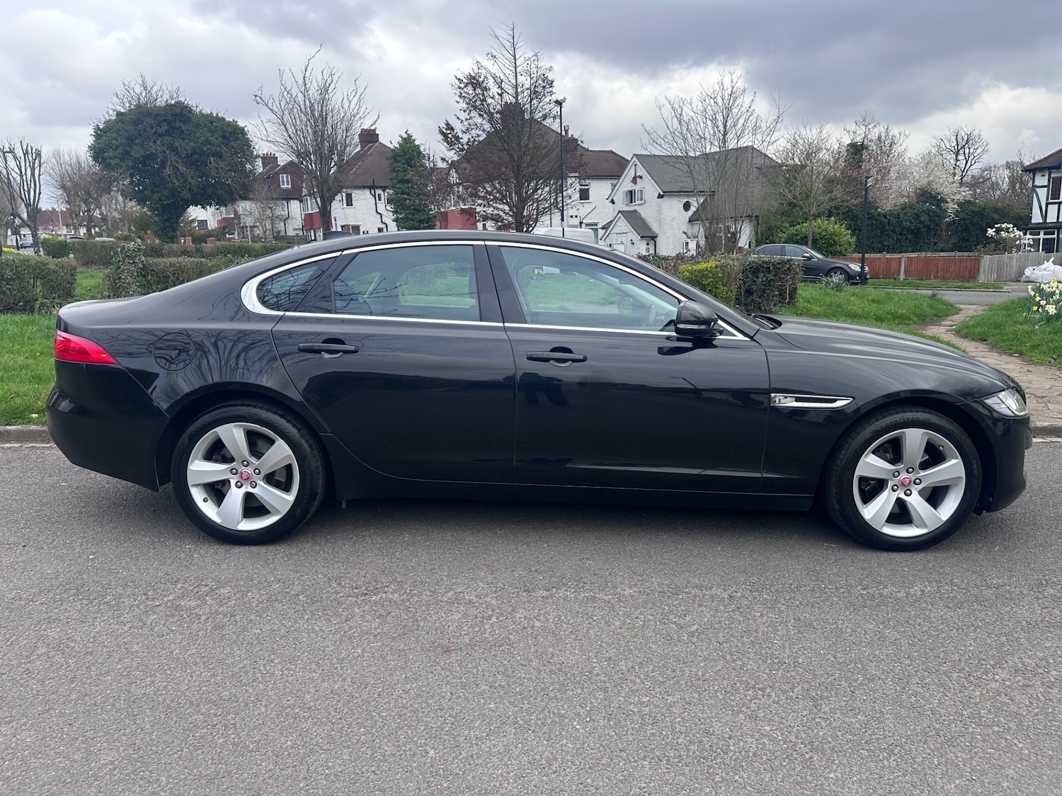 Used Jaguar XF 2016 for sale - 77678902: Photo 5