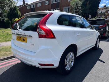 Used Volvo XC60 2017 for sale - 79048063: Photo