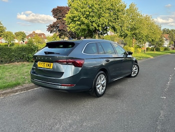 Used Skoda Octavia 2020 for sale - 75274833: Photo