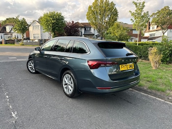 Used Skoda Octavia 2020 for sale - 75274833: Photo