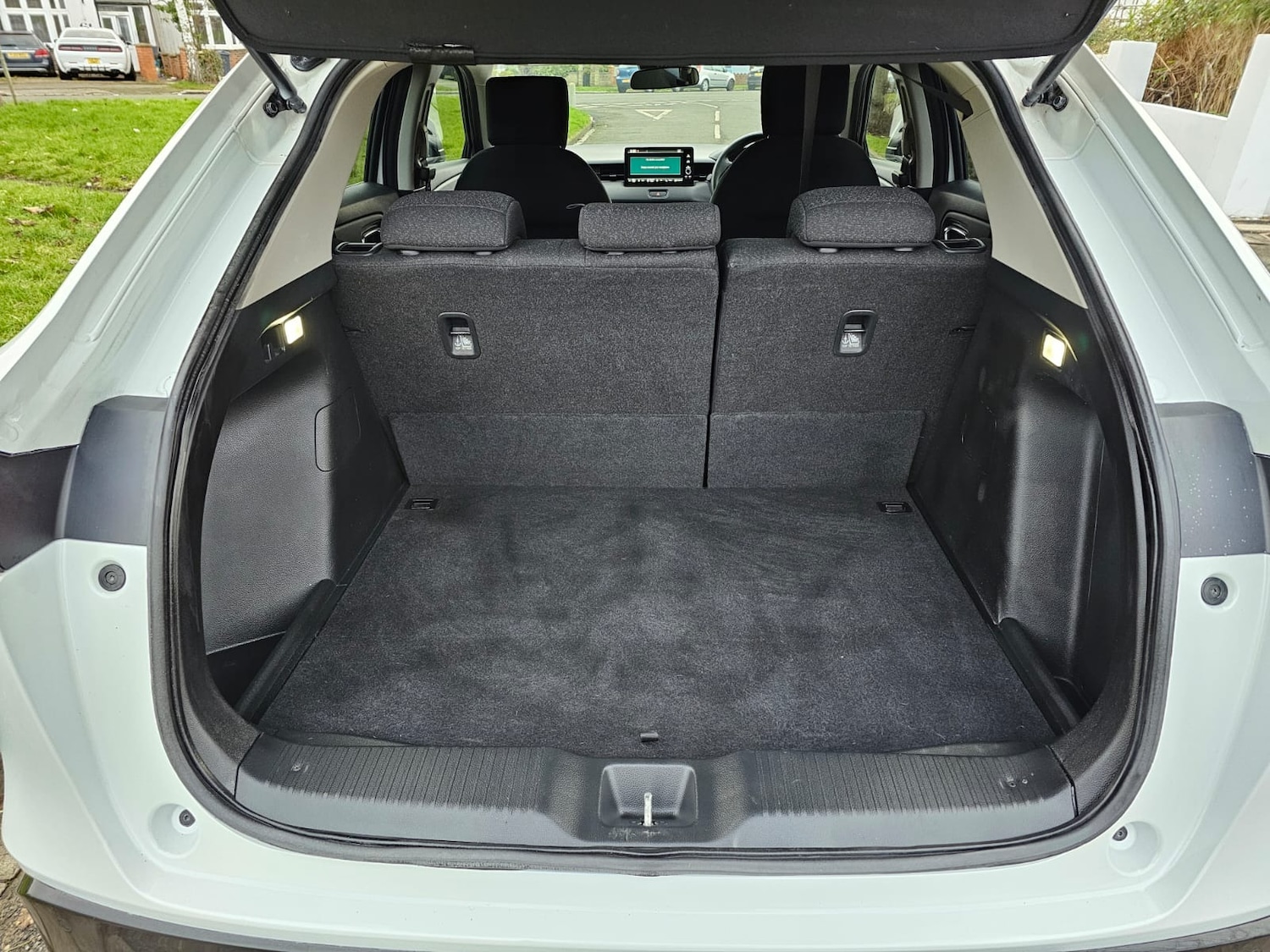 Used Honda HR-V 2023 for sale - 76905496: Photo 9