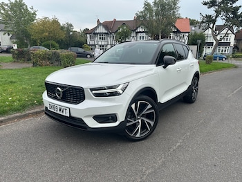 Used Volvo XC40 2019 for sale - 74764956: Photo