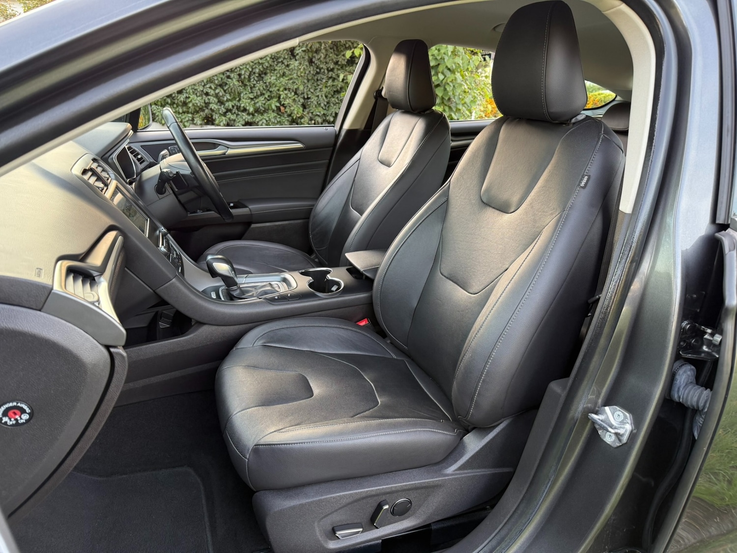 Used Ford Mondeo 2018 for sale - 75367354: Photo 11