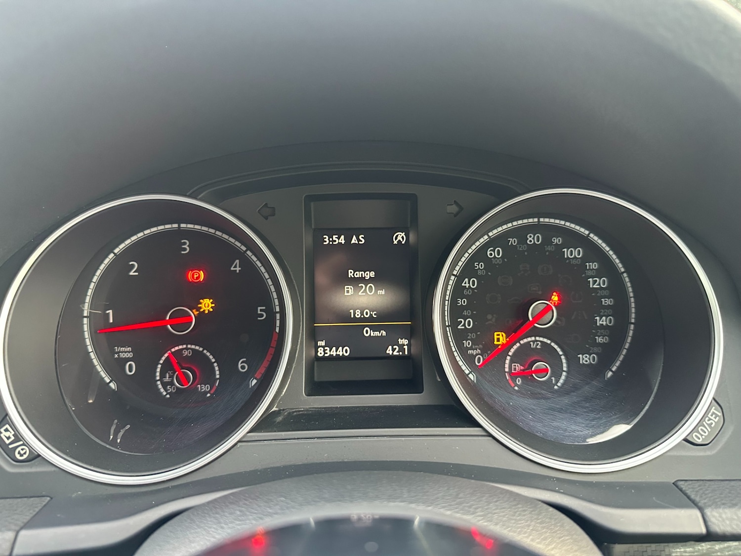 Used Volkswagen Scirocco 2016 for sale - 75558576: Photo 16