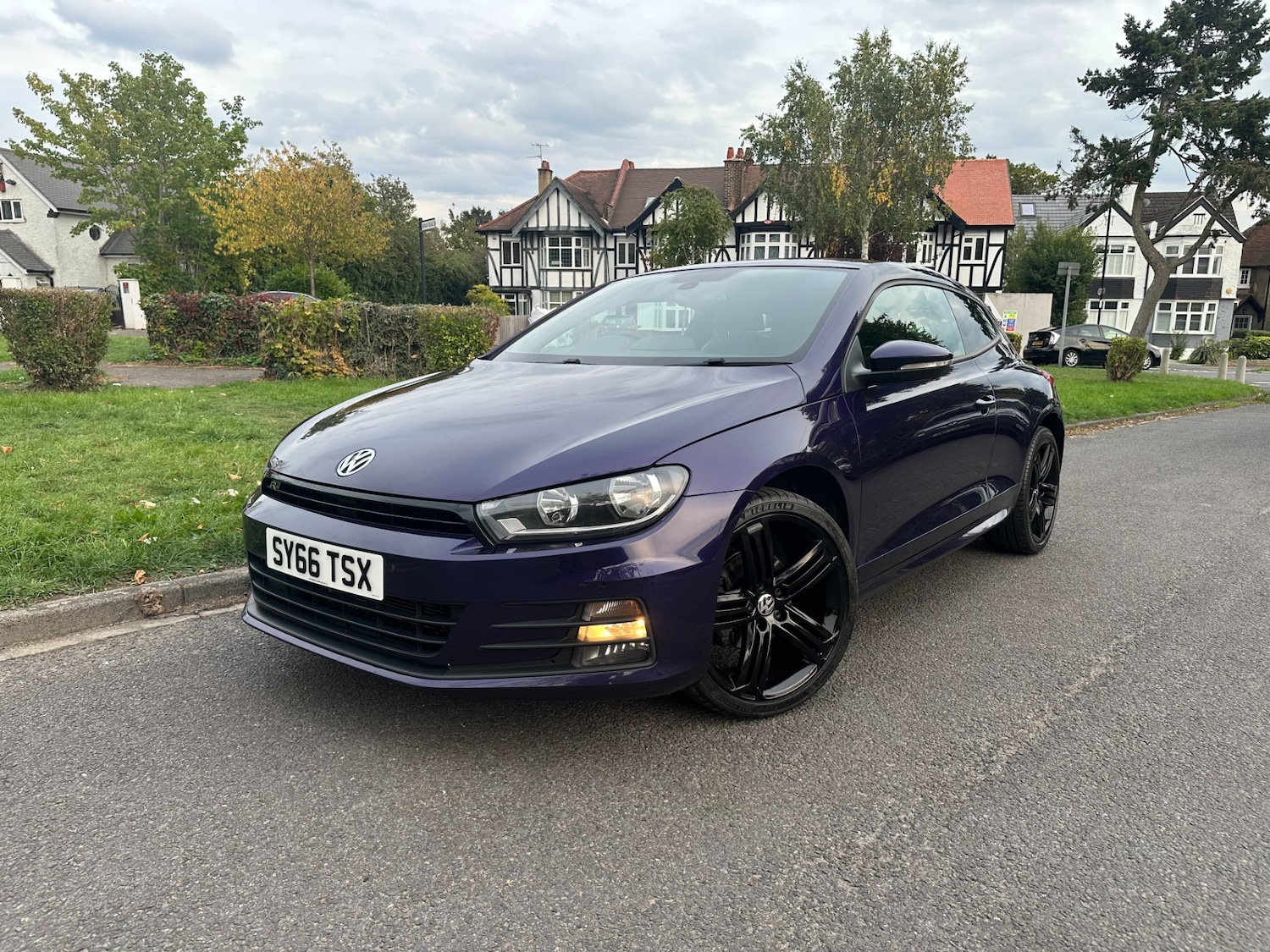 Used Volkswagen Scirocco 2016 for sale - 75558576: Photo 2