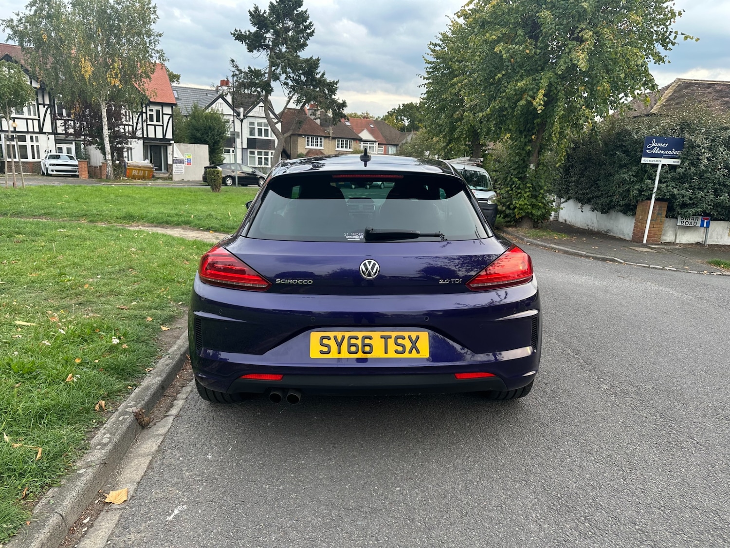 Used Volkswagen Scirocco 2016 for sale - 75558576: Photo 8