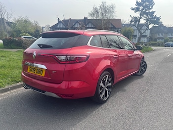 Used Renault Megane 2019 for sale - 77617921: Photo
