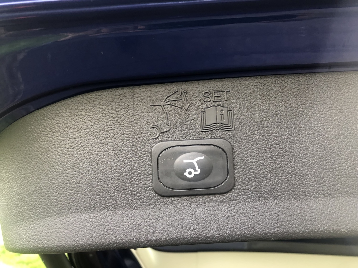 Used Ford Kuga 2015 for sale - 76557745: Photo 9