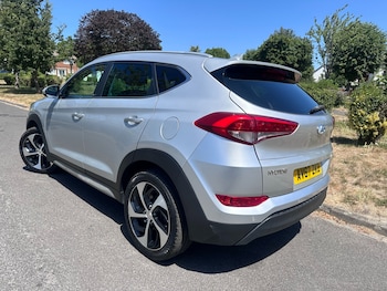 Used Hyundai TUCSON 2018 for sale - 79032729: Photo
