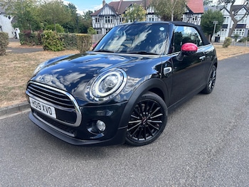 Used MINI Convertible 2019 for sale - 78607981: Photo